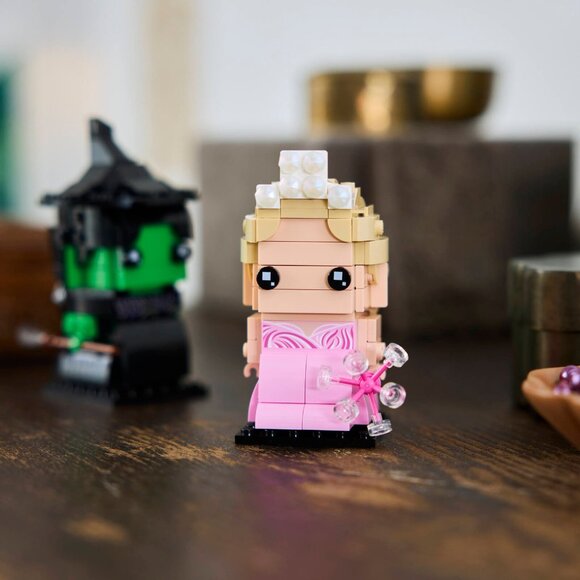 LEGO 40794 Brickheadz Wicked Elphaba & Glinda Figures NIB New in Hand - Picture 11 of 13
